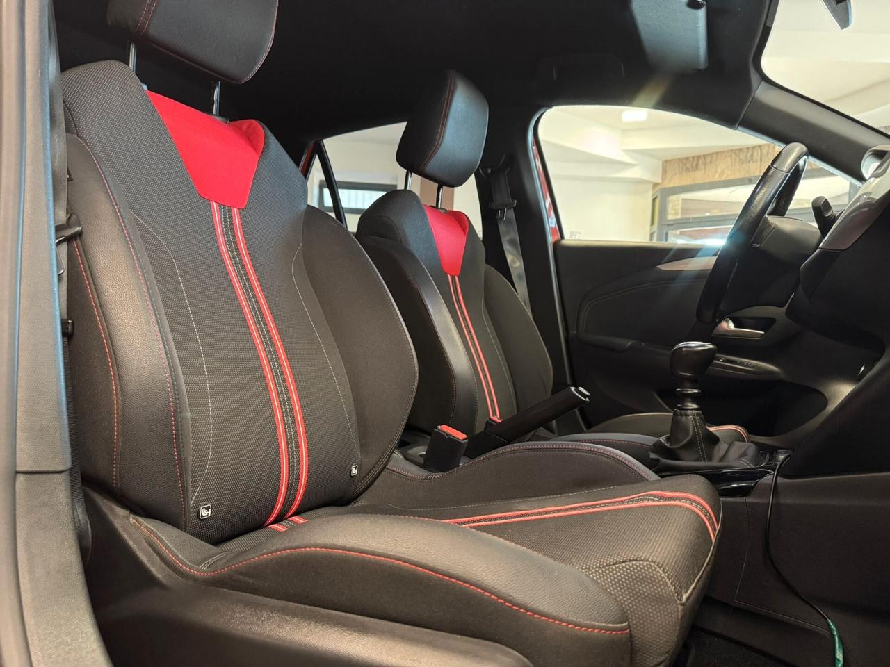 Opel Corsa 1.2 100 CV GS Line