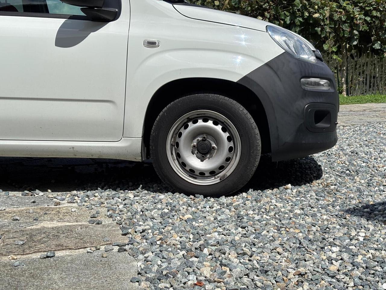 Fiat Panda 1.2 Pop Van 2 posti