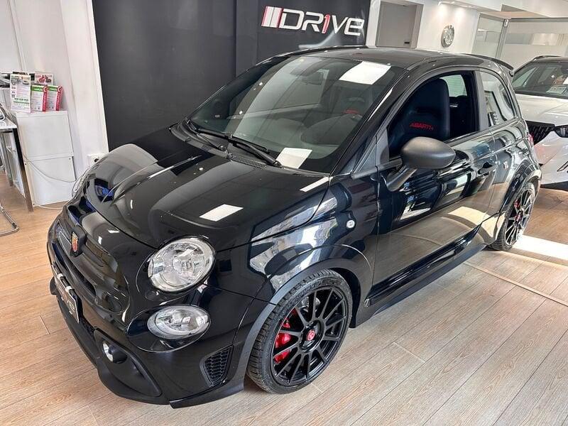 Abarth 695 695 1.4 Turbo T-Jet 180 CV M.T.A.