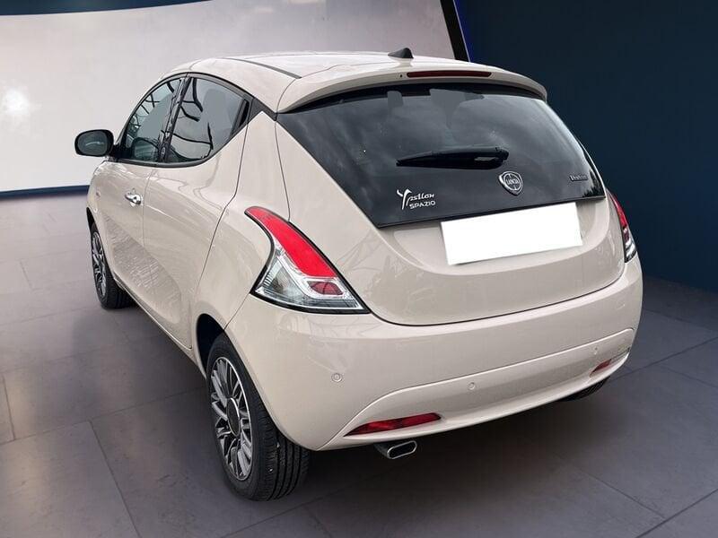 Lancia Ypsilon III 2021 1.0 firefly hybrid Gold s&s 70cv