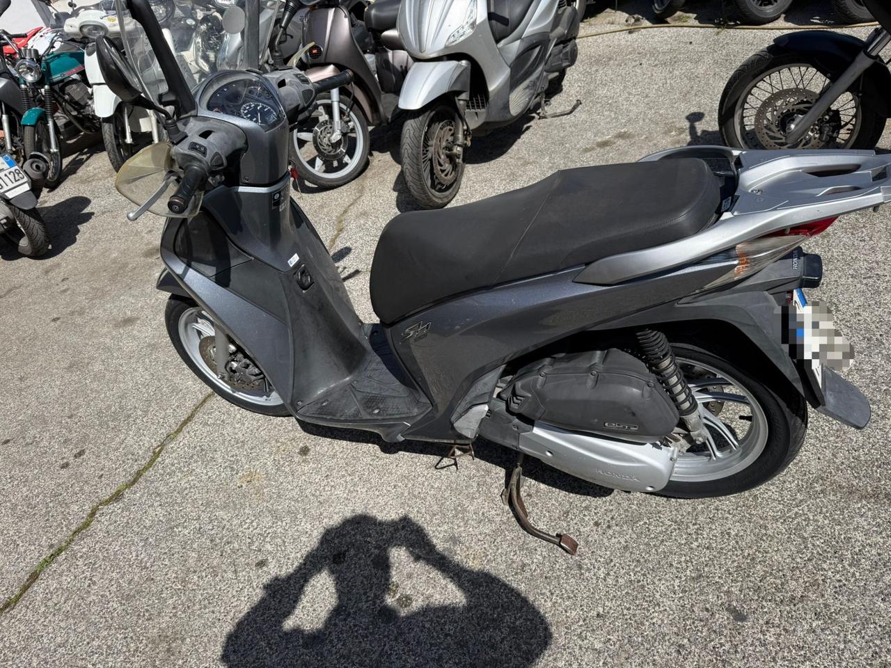 Suzuki SIXteen 150