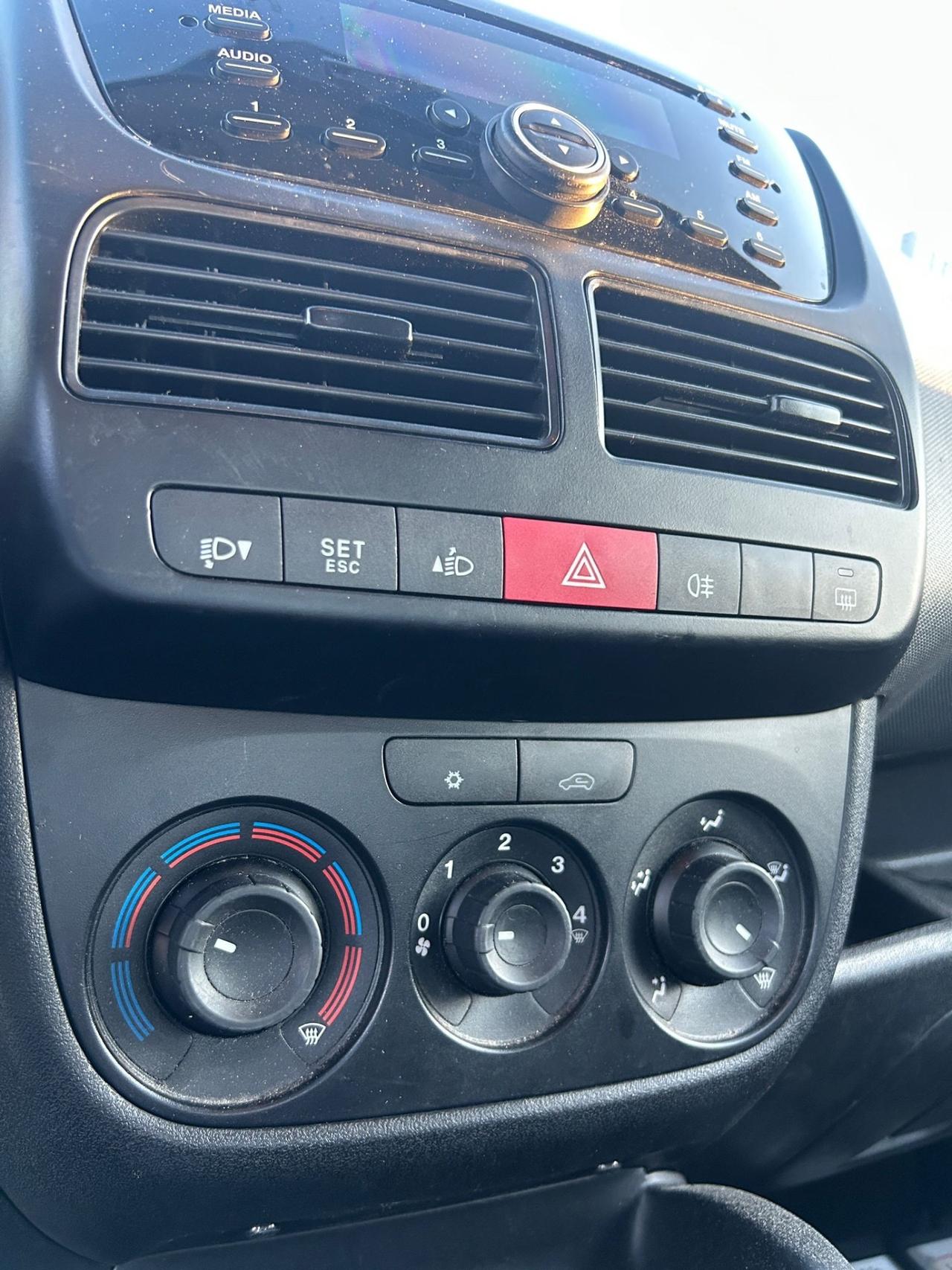 Fiat Doblò 1.6 MJT Dynamic-2012