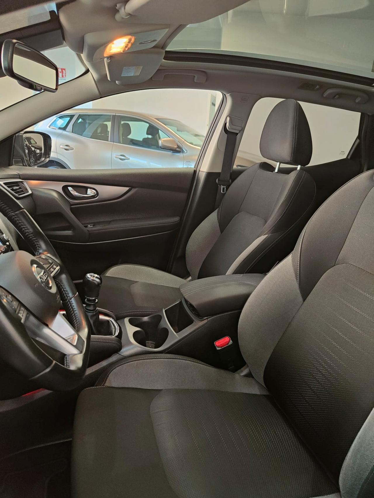 Nissan Qashqai 1.2 DIG-T N-Connecta 116CV