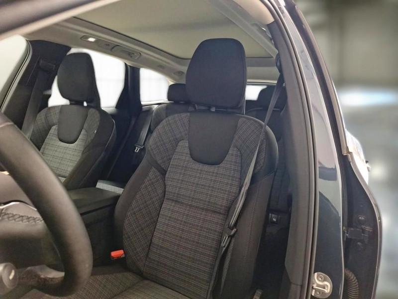 VOLVO XC60 T6 PLUG-IN AWD AUTO CORE SUV