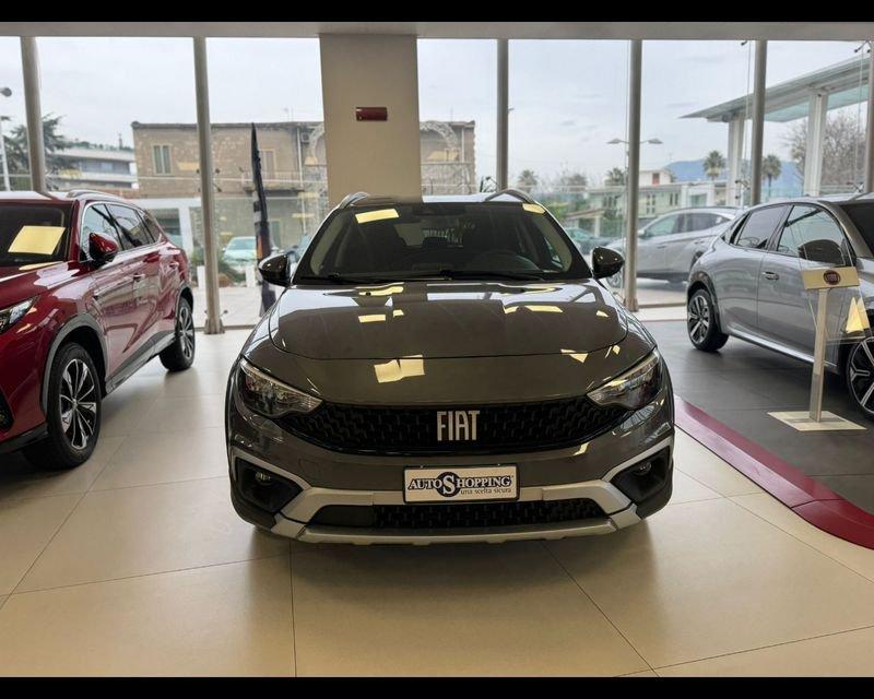 FIAT Tipo 5 P. 1.5 Hybrid DCT SW Cross