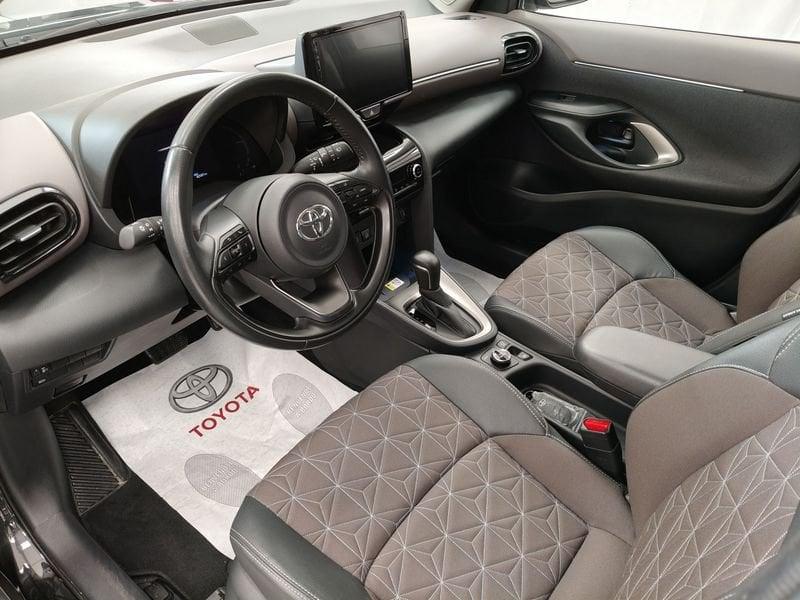 Toyota Yaris Cross 1.5 Hybrid 5p. E-CVT AWD-i Lounge