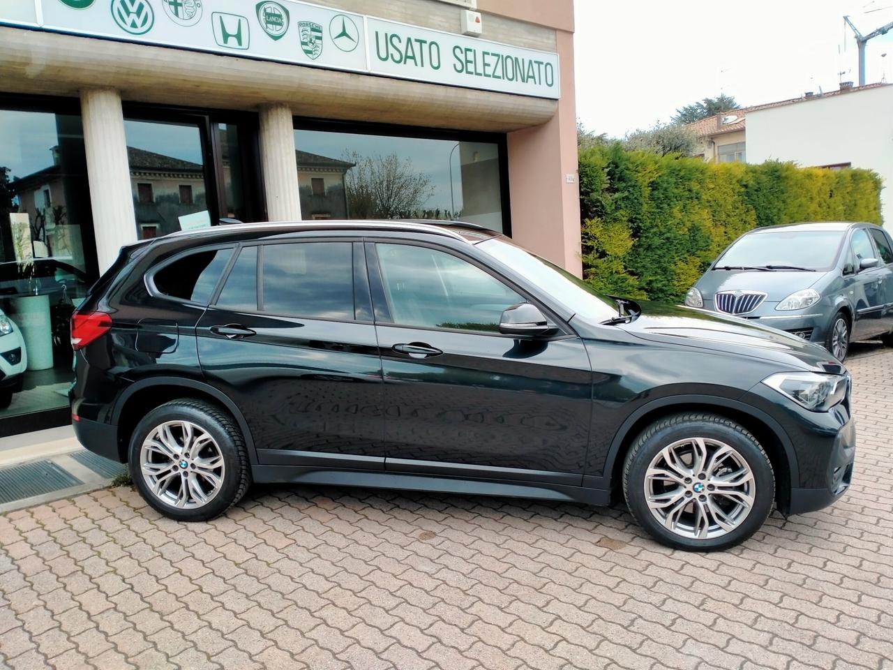 BMW X1 SDRIVE 18D SPORT STEPTR. LEGA 18 / VOLANTE MSPORT