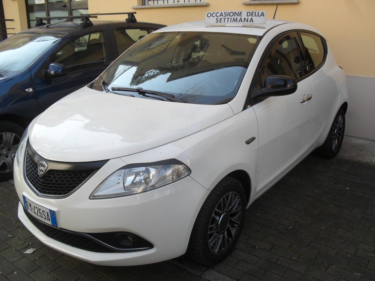Lancia Ypsilon 1.2 69 CV 5 porte GPL Ecochic Gold