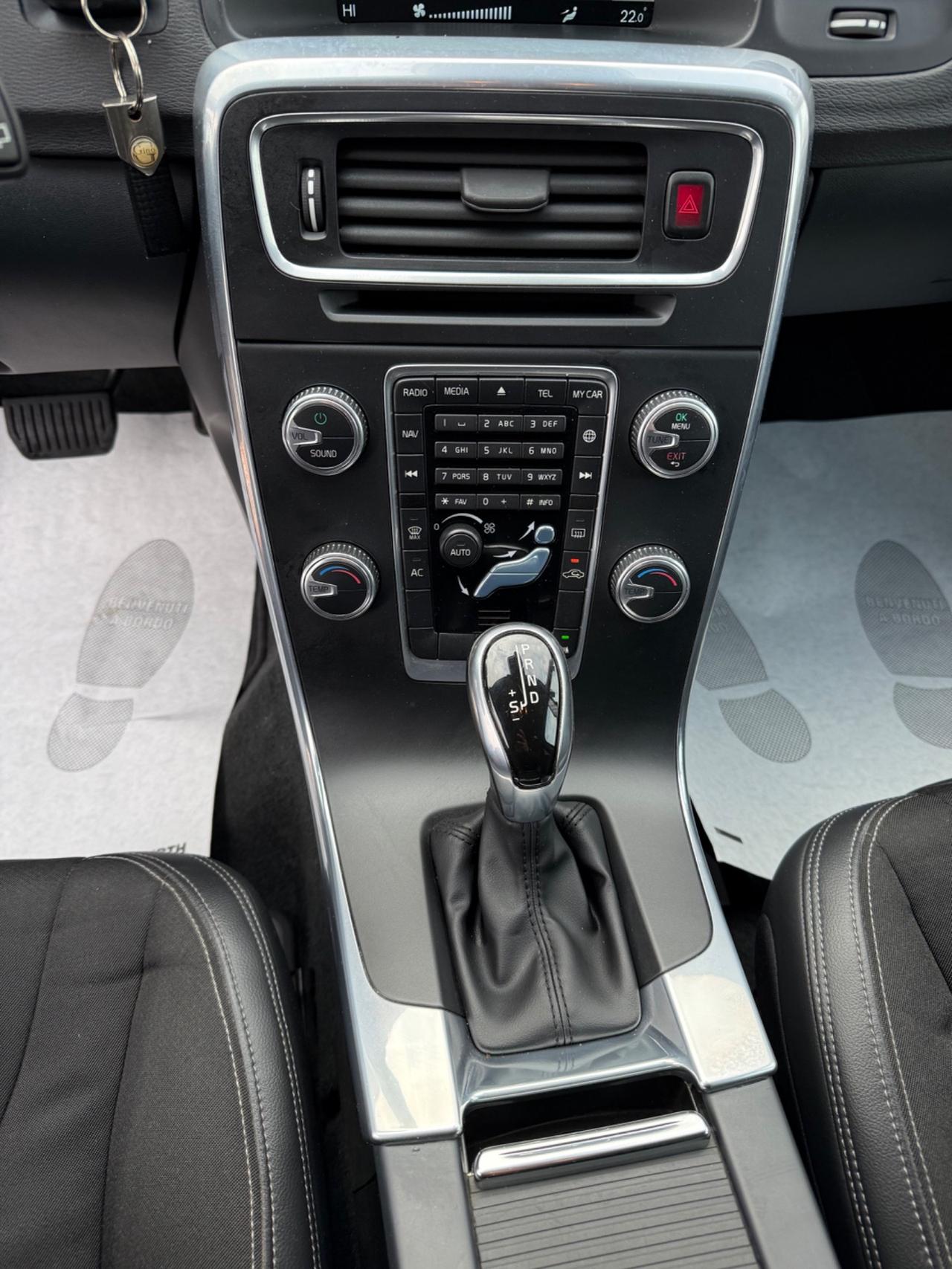 Volvo V60 D2 Geartronic Momentum 84000 KM