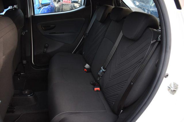 LANCIA Ypsilon 1.0 FireFly 5 p. S&S Hybrid Gold **5 POSTI**