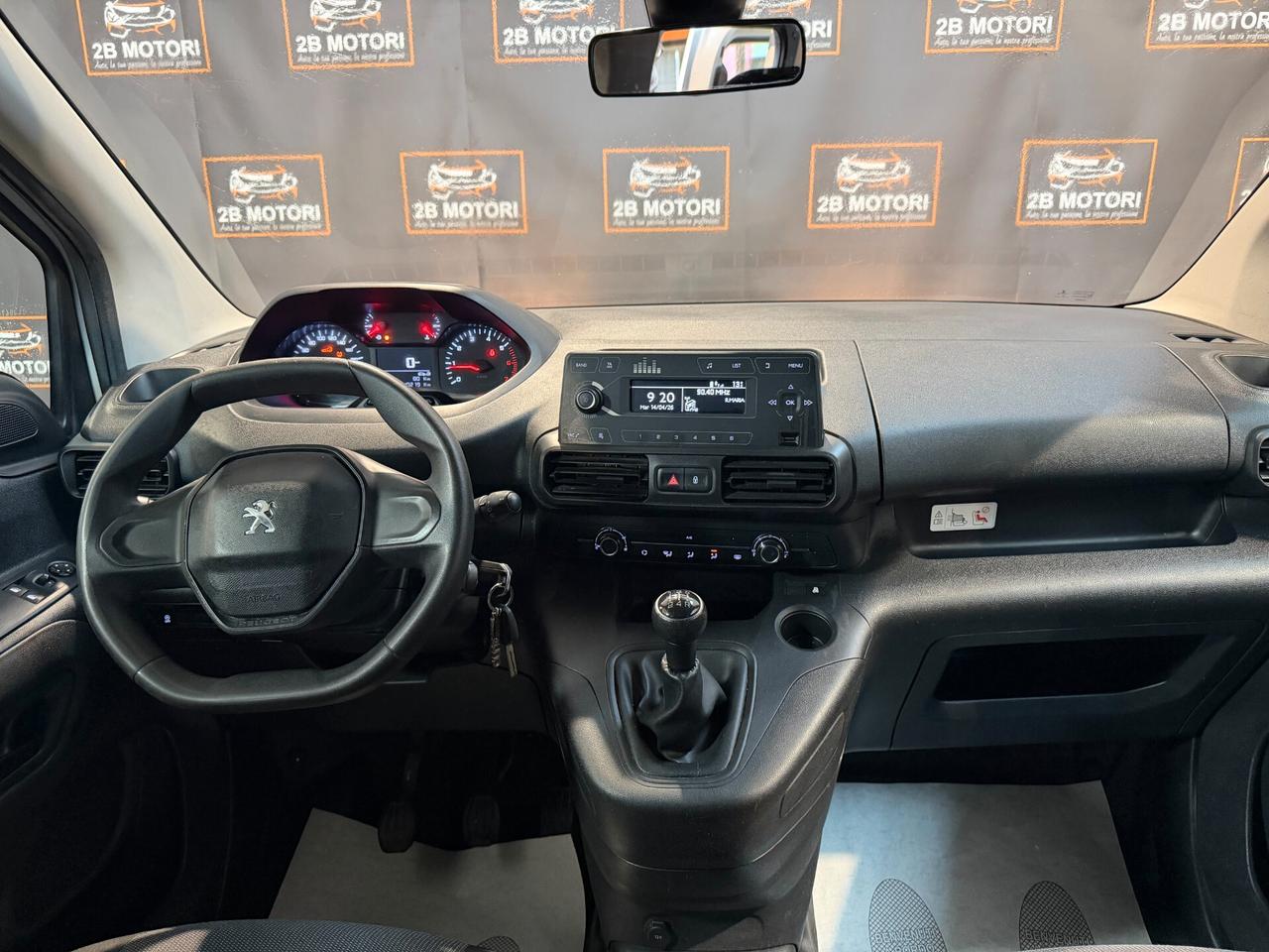 Peugeot Partner BlueHDi 100 S&S PL-DC Furgone Mobile