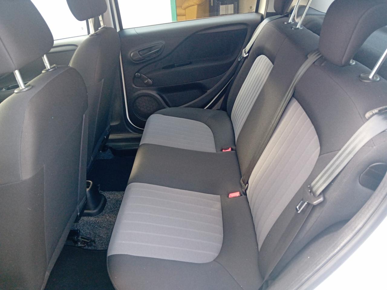 Fiat Punto 1.3 MJT II S&S 95 CV 5 porte Street