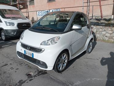 Smart ForTwo 1000 52 kW MHD coupé pure