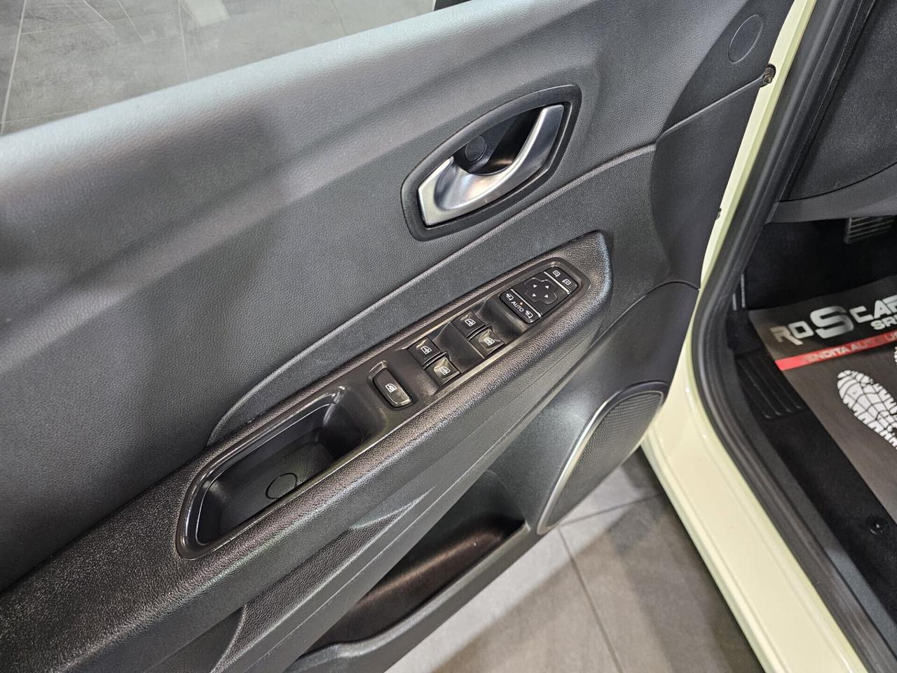 Renault Captur 1.5 dCi 90 CV EDC Energy Intens