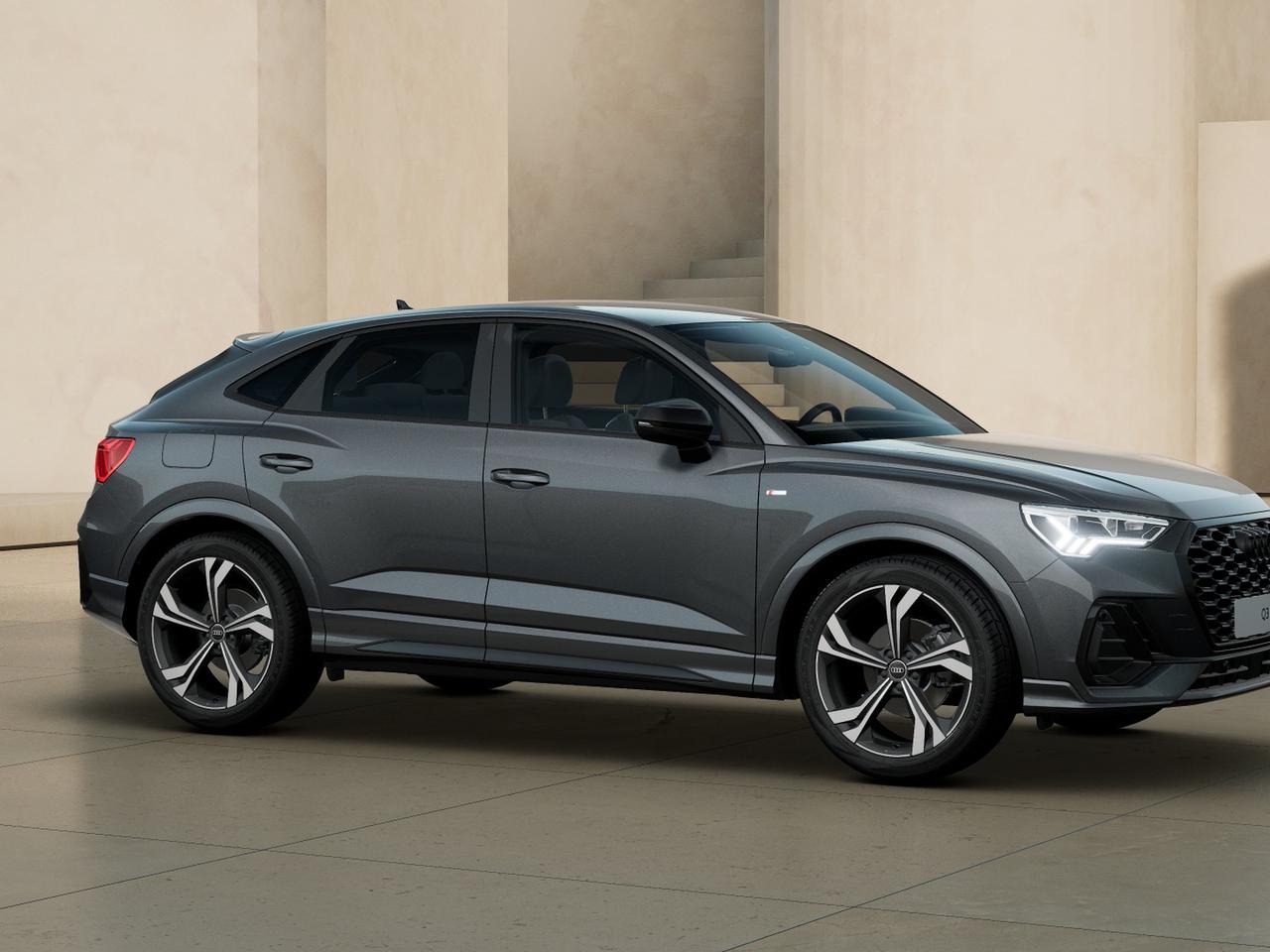 Audi Q3 sportback 35 2.0 tdi identity black s-tronic