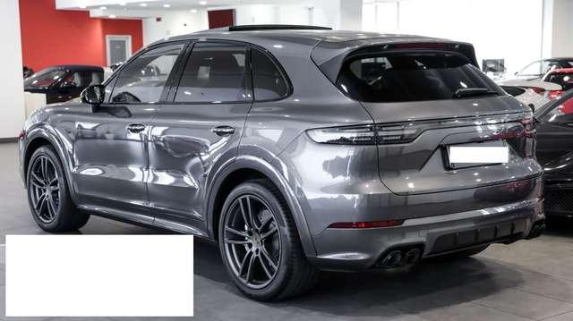 Porsche Cayenne 2.9 V6 441CV ASSE POST. STERZANTE R21 FULL