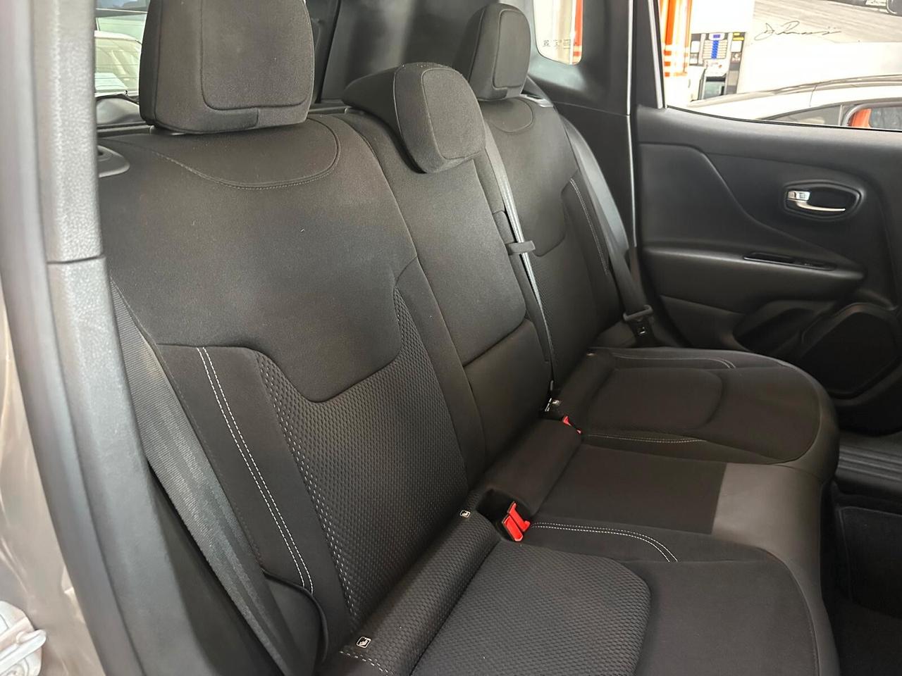 Jeep Renegade 1.6 Mjt DDCT 120 CV Limited FULL OPT. PARI AL NUOVO!!!