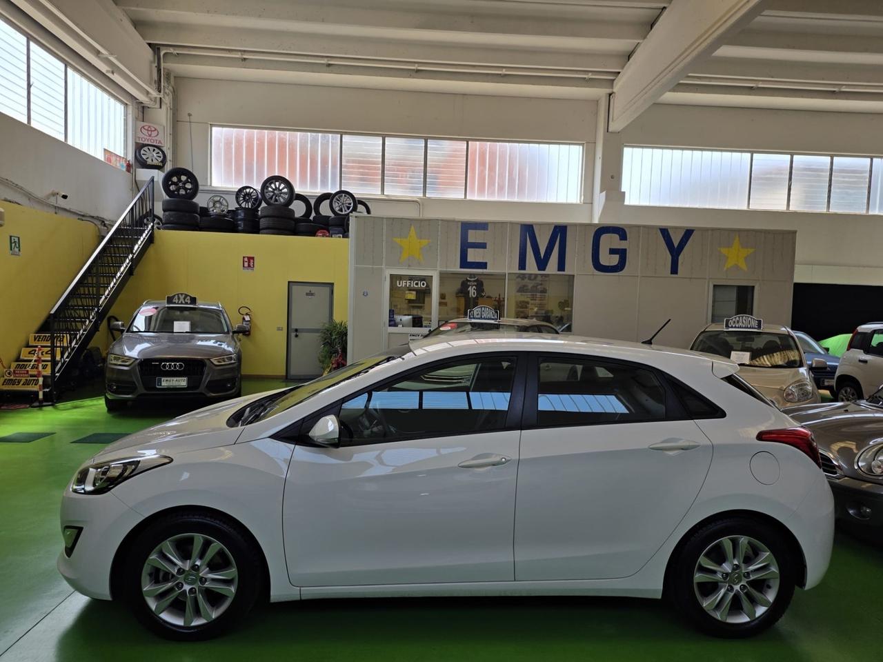 Hyundai i30 1.4 benzina