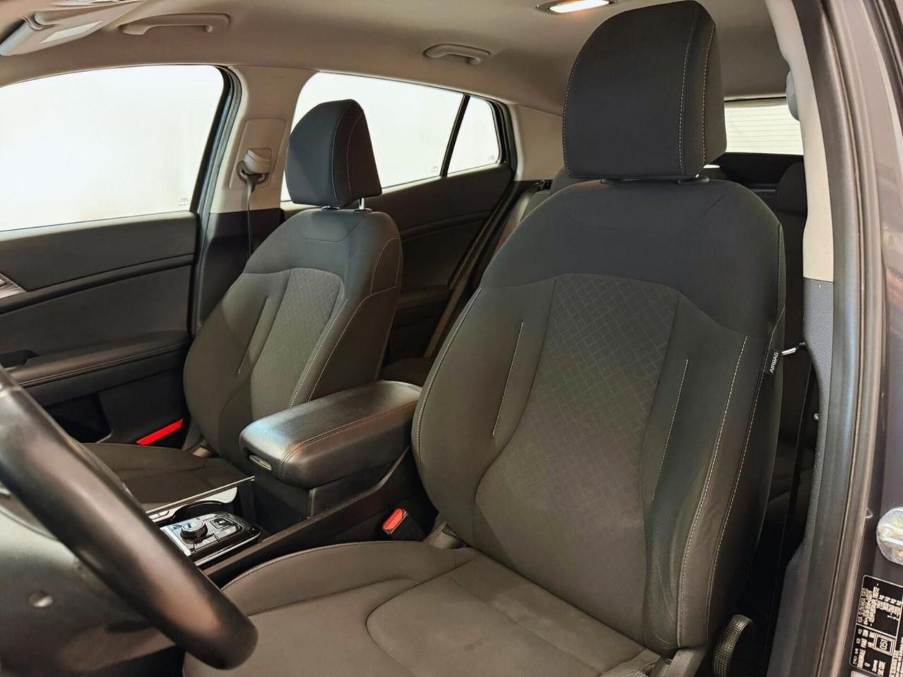 Kia Sportage 1.6 CRDi MHEV DCT Business