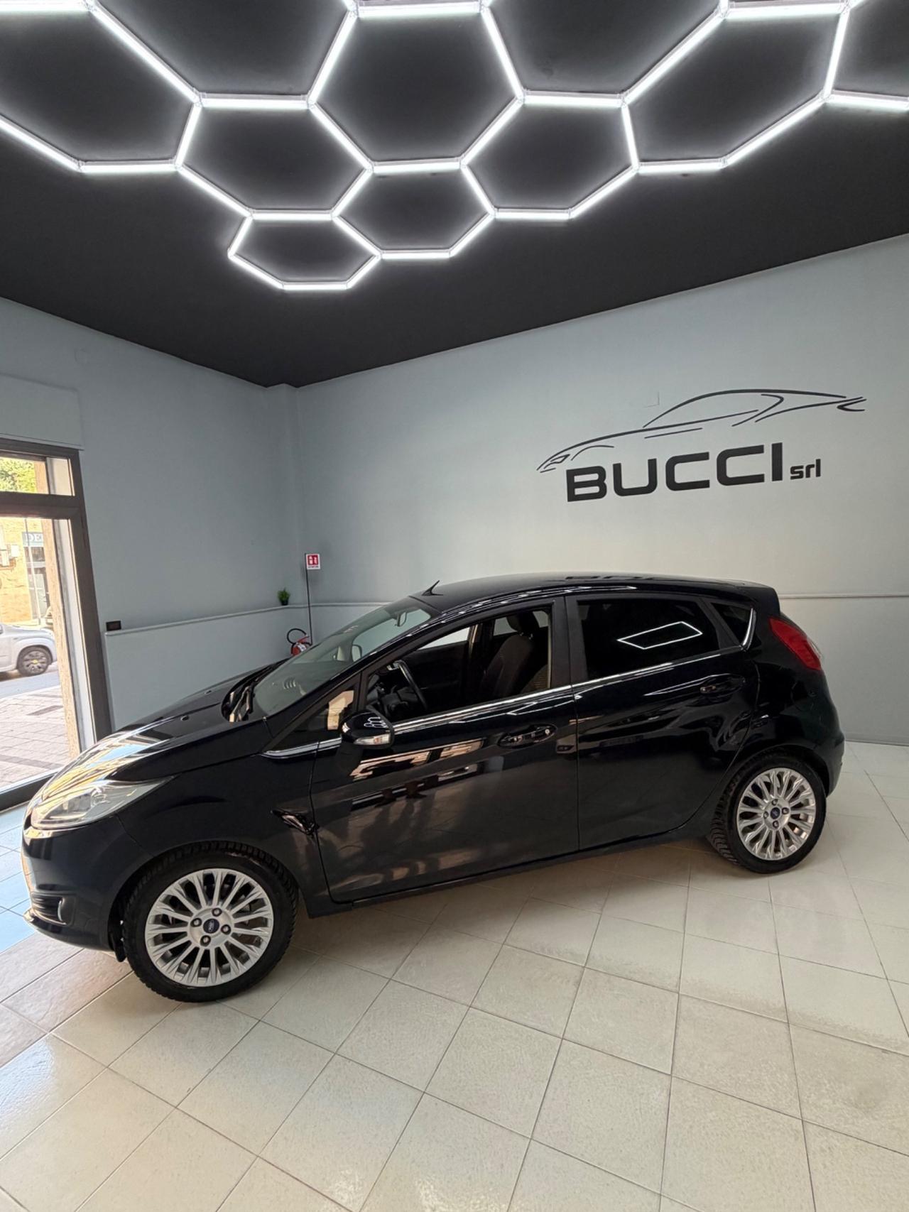 Ford Fiesta 1.5 TDCi 75CV 5 porte Titanium
