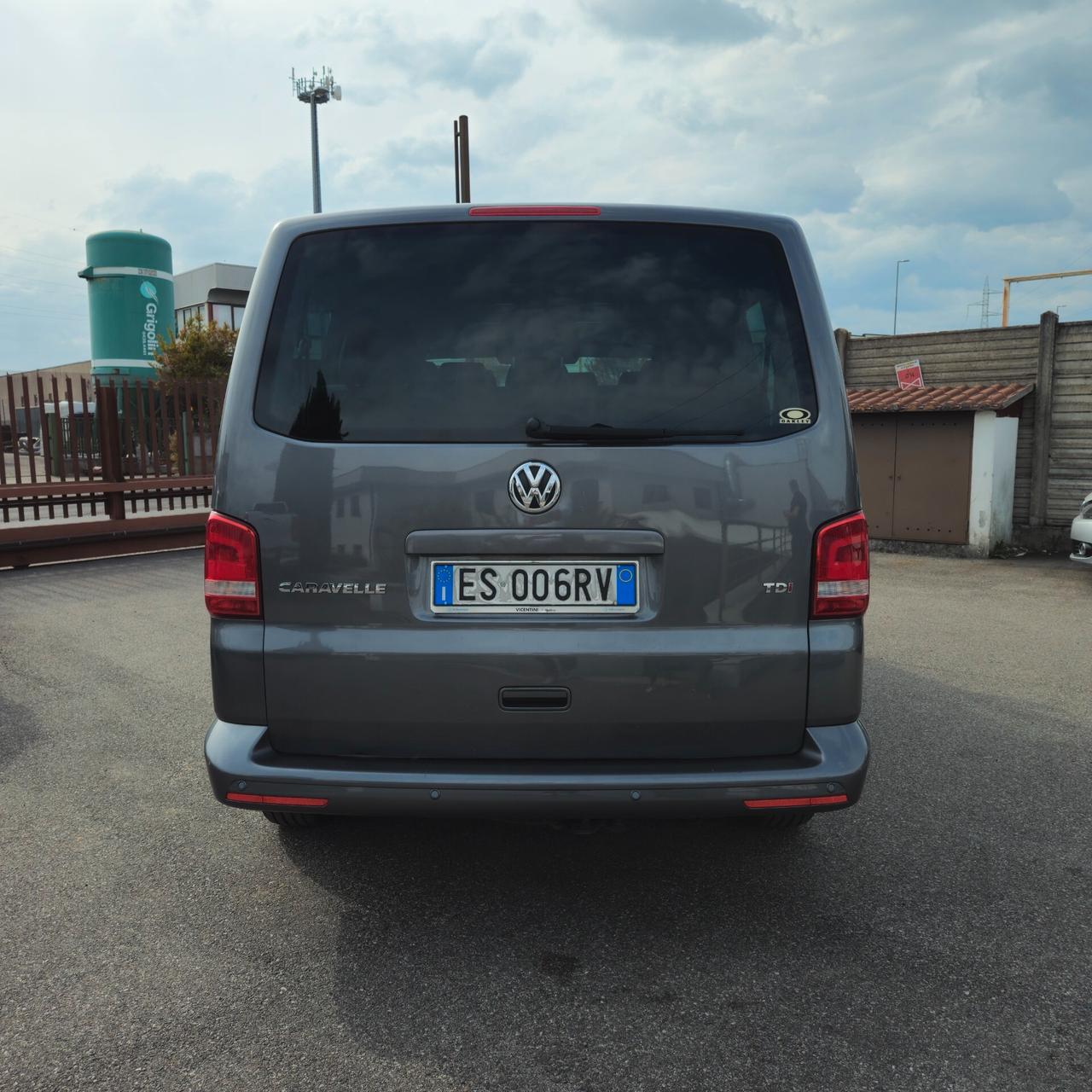 Volkswagen Multivan CARAVELLE 2.0 TDI 140CV Comfortline 9 POSTI