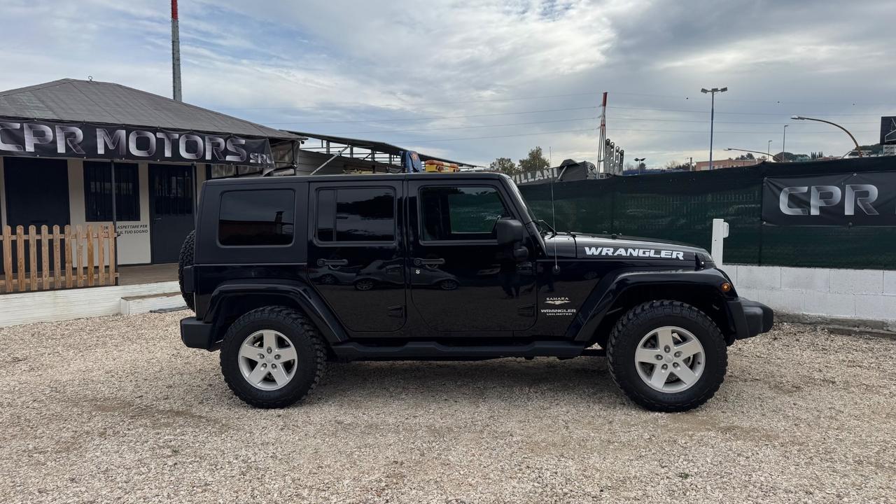 Jeep Wrangler Unlimited 2.8 CRD PASSO LUNGO