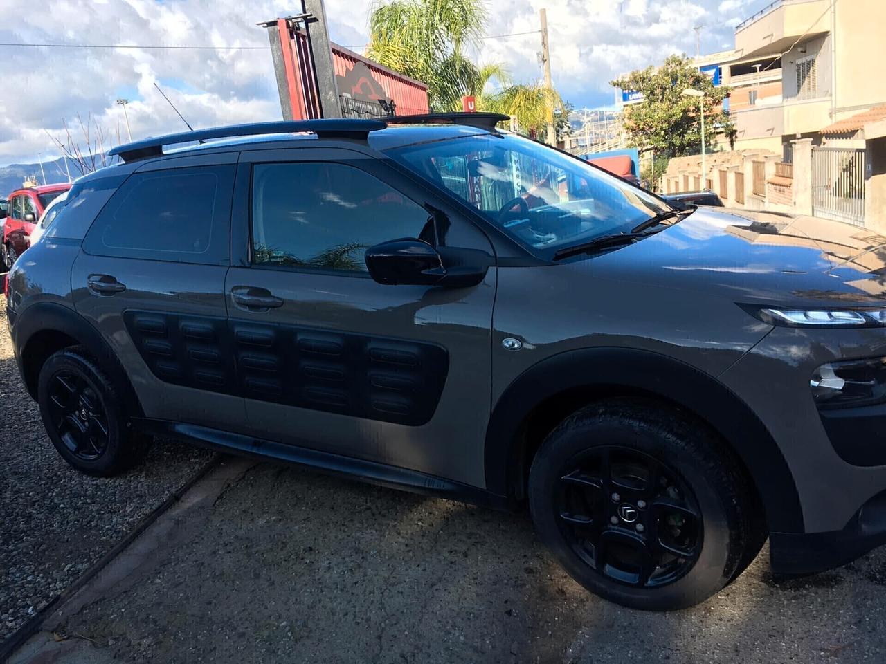 Citroen C4 Cactus BlueHDi 100 S&S Live