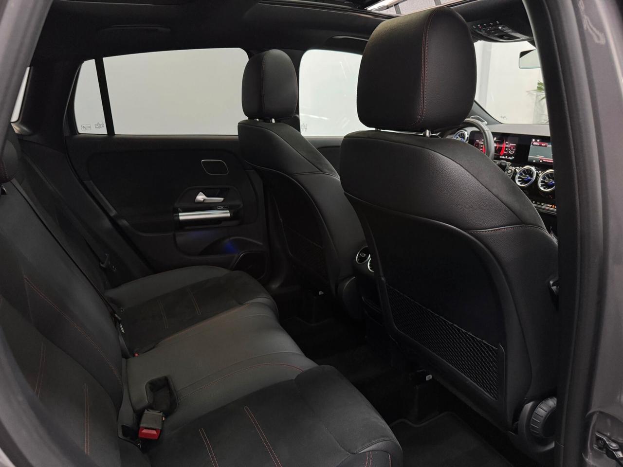 Mercedes-benz GLA 200d 4Matic AMG Line Premium Plus