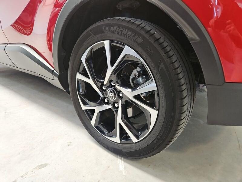 Toyota C-HR 1.8 Hybrid E-CVT Trend