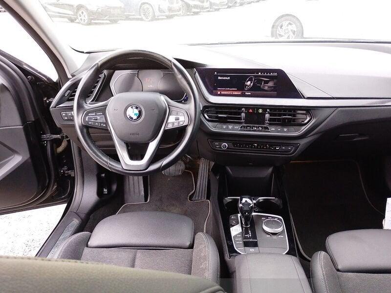 BMW Serie 1 F40 Benzina 118i Sport 140cv auto