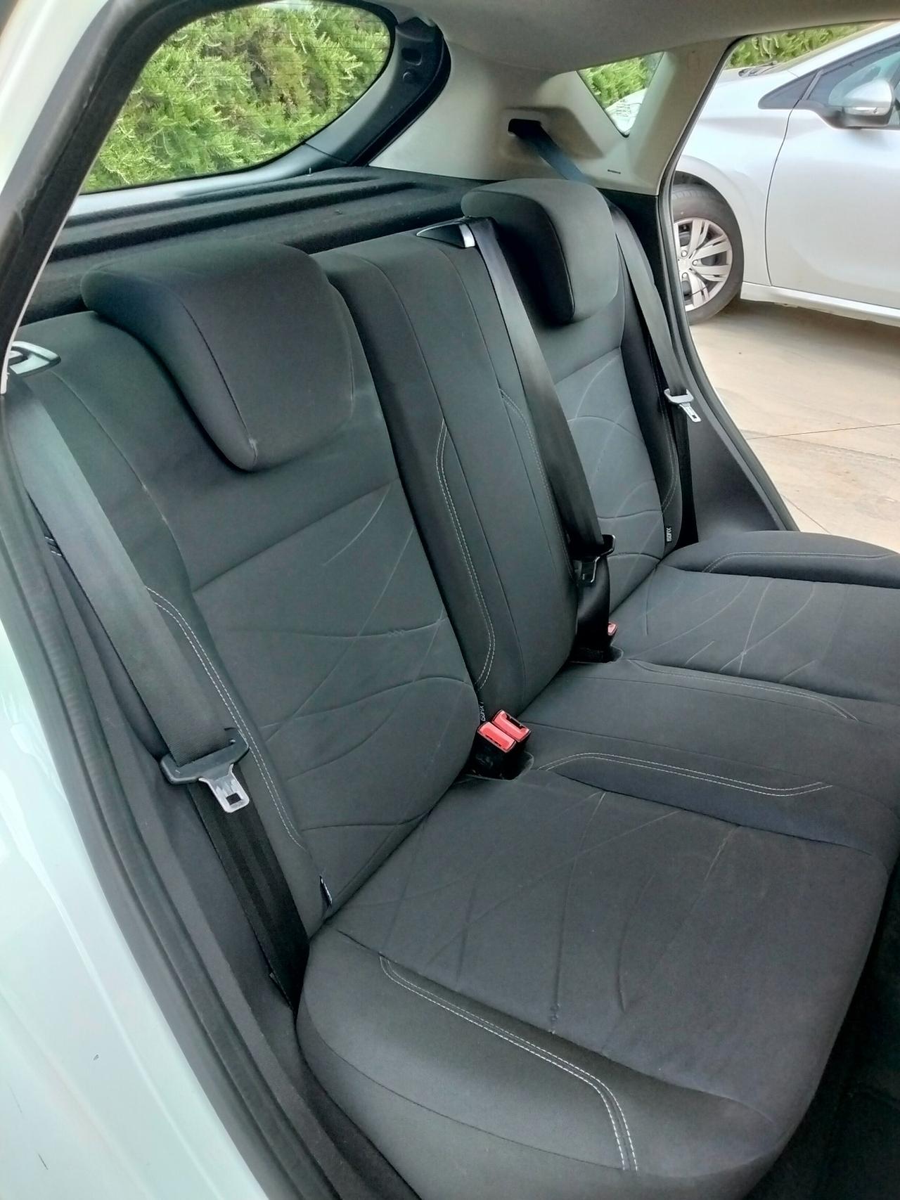 Ford Fiesta 1.4 5 porte Bz.- GPL