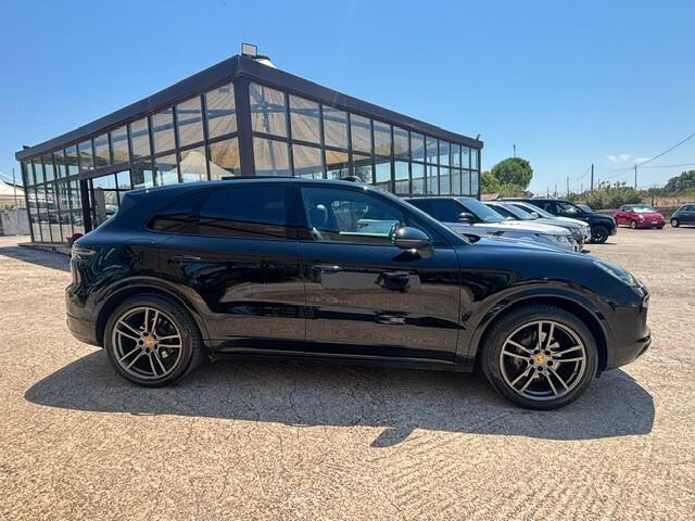 Porsche Cayenne 3.0 V6 340CV 2020