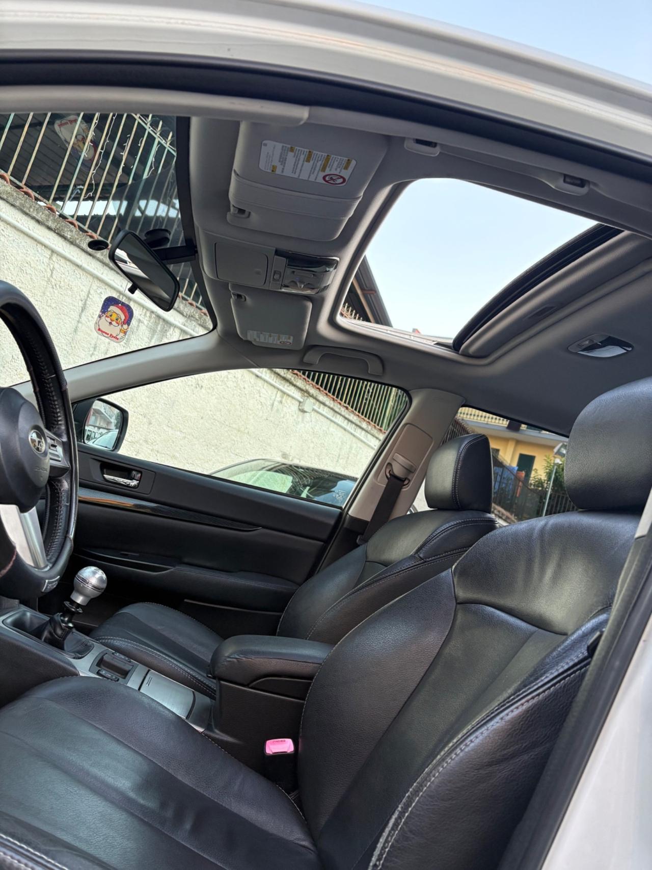 Subaru Legacy 2.0D 150cv TETTO NAVI CAM PELLE