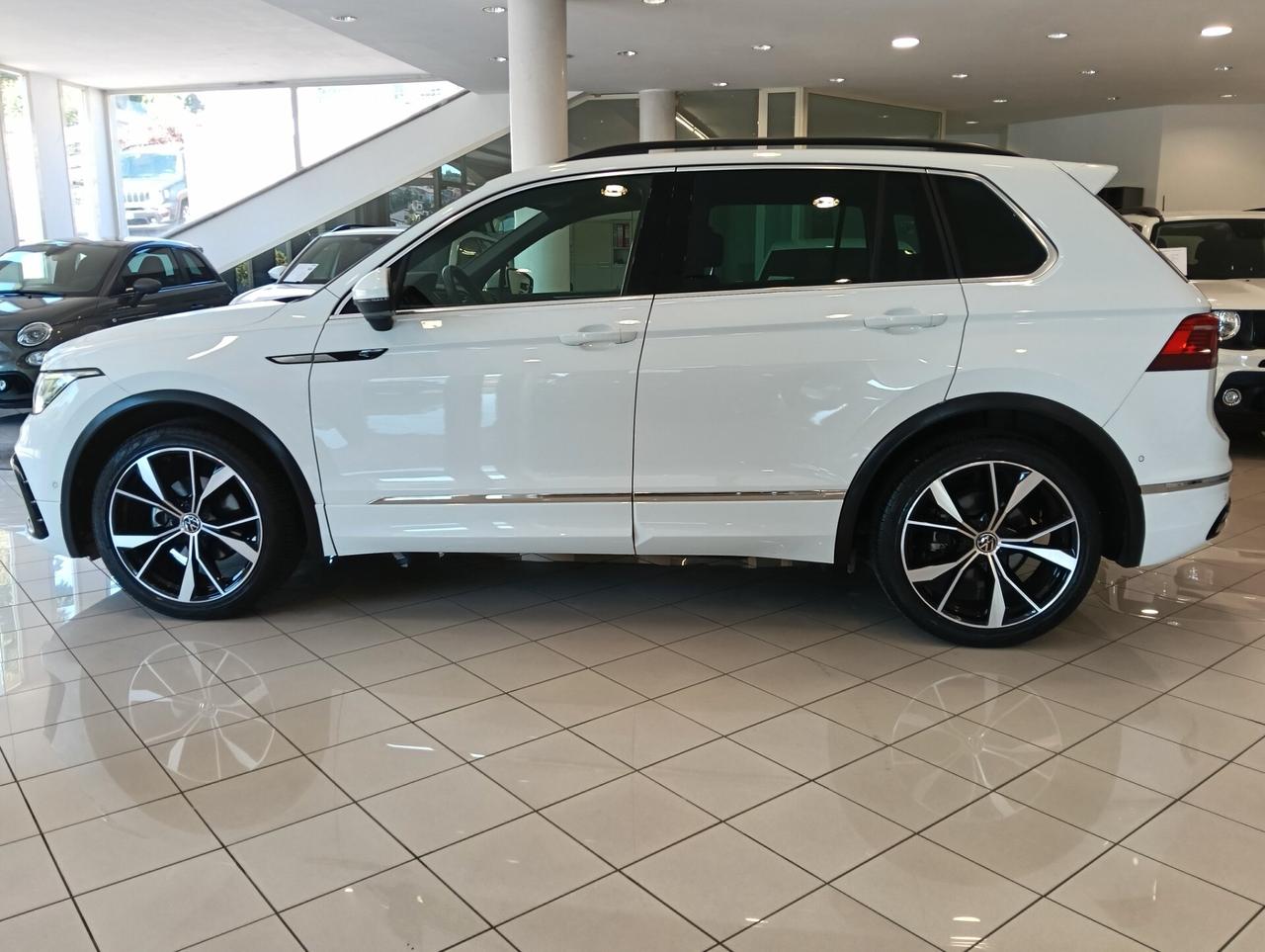 Volkswagen Tiguan 2.0 TDI 150 CV SCR DSG R-Line