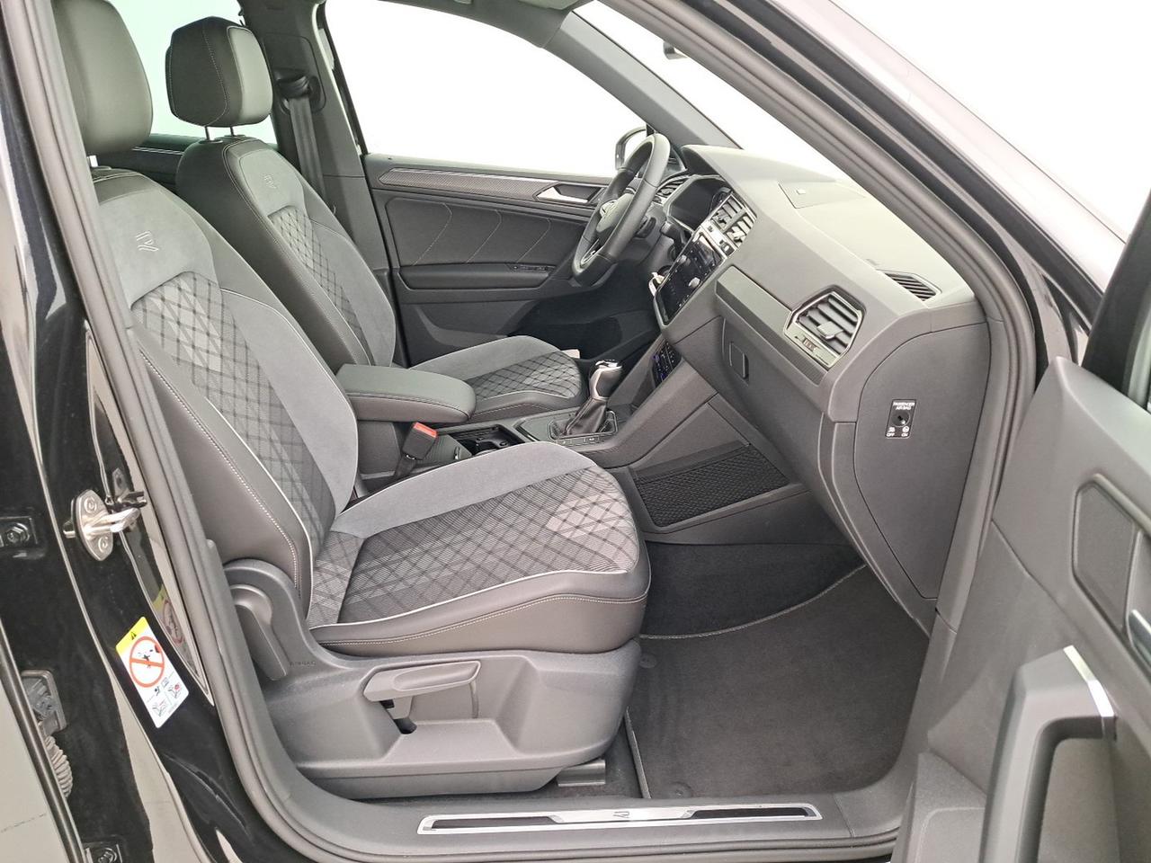 Volkswagen Tiguan 2.0 tdi r-line 150cv dsg