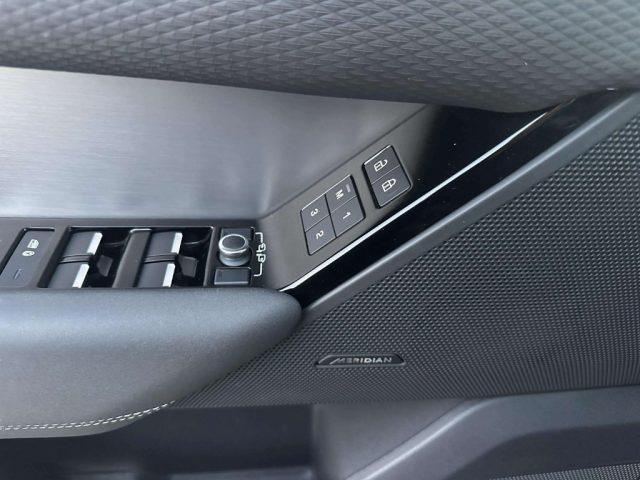 LAND ROVER Range Rover Velar 2.0 Si4 250 CV R-Dynamic SE