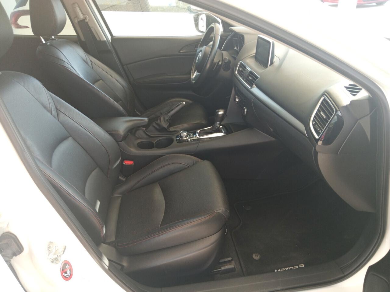MAZDA 3 DISEL 2.2 C.V 150 AUTOM IL TOP CON PROB I AL MOTORE