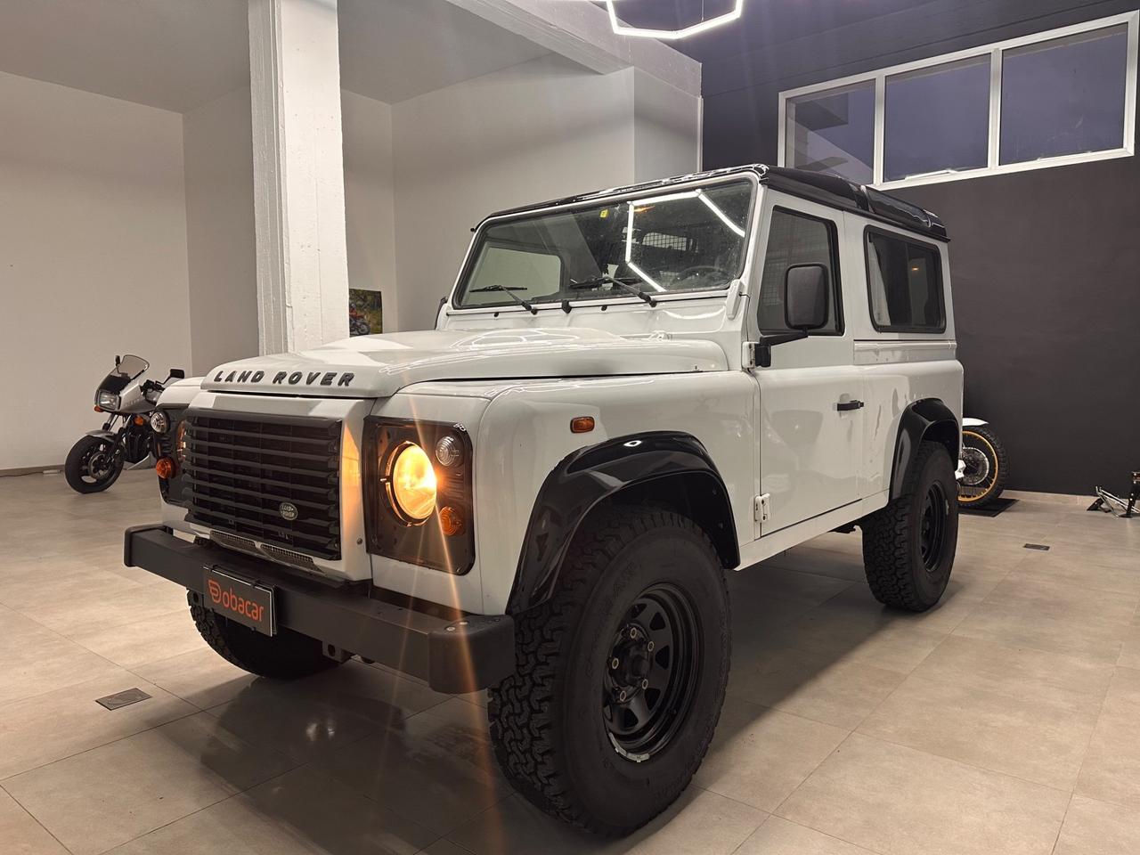 Land Rover Defender 90 2.2 TD4 Station Wagon E N1