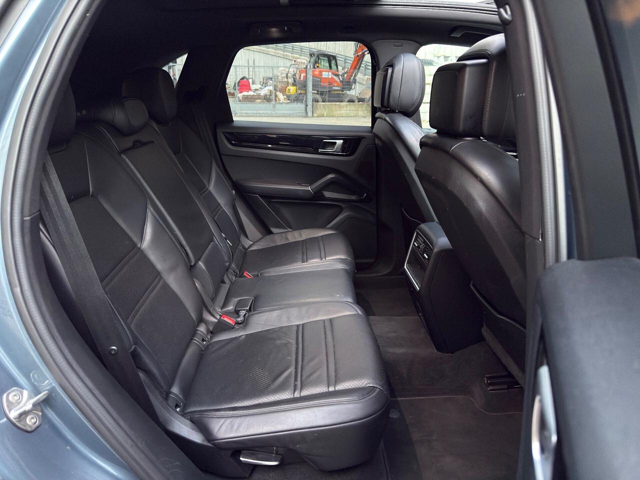 PORSCHE CAYENNE 3.0 V6 BENZINA SPORT FULL OPTIONAL - TETTO PANORAMICO perfetta