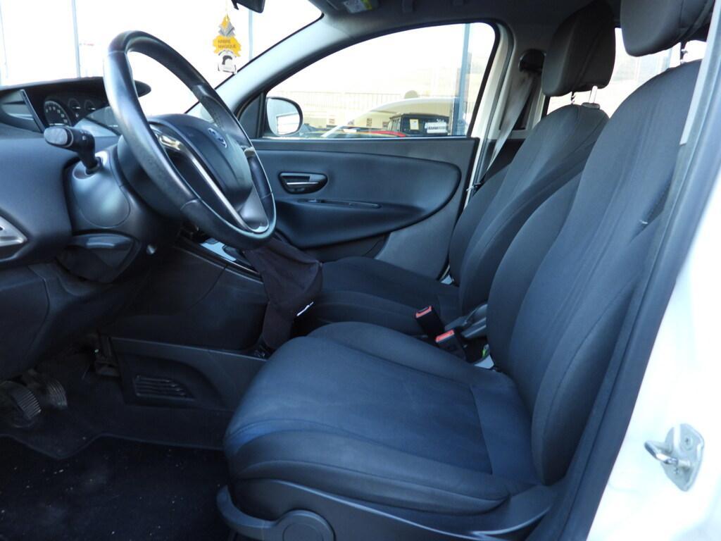 Lancia Ypsilon 5 Porte 1.2 Gold