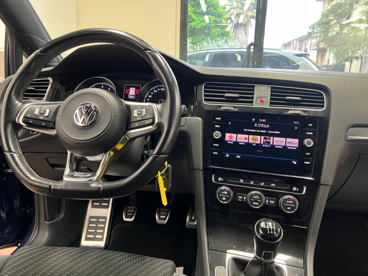 Volkswagen Golf 1.0 TSI 115 CV 5p. Sport BlueMotion Technology