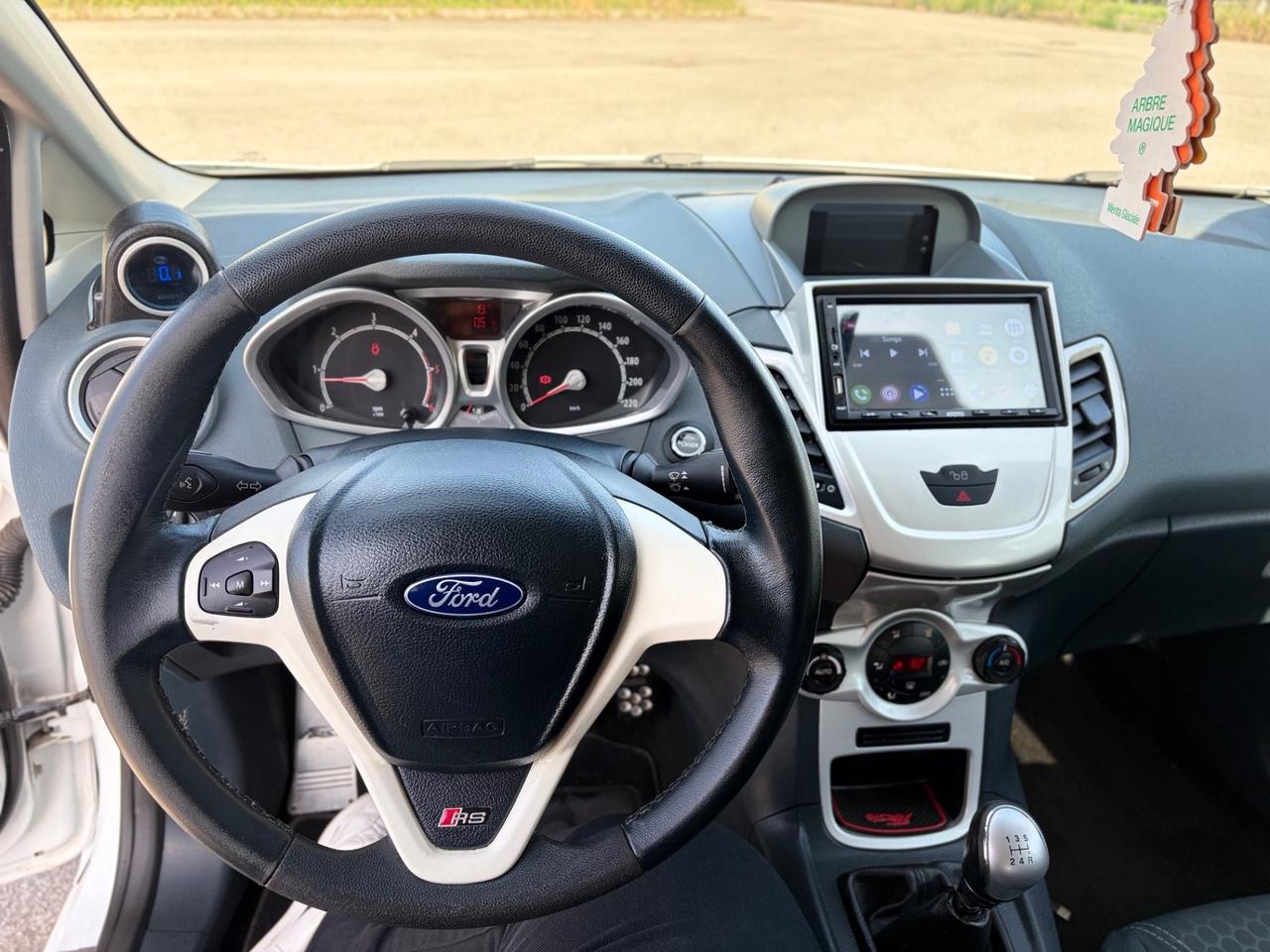 Ford Fiesta 1.4 TDCi 2010 Titanium x neopatentati