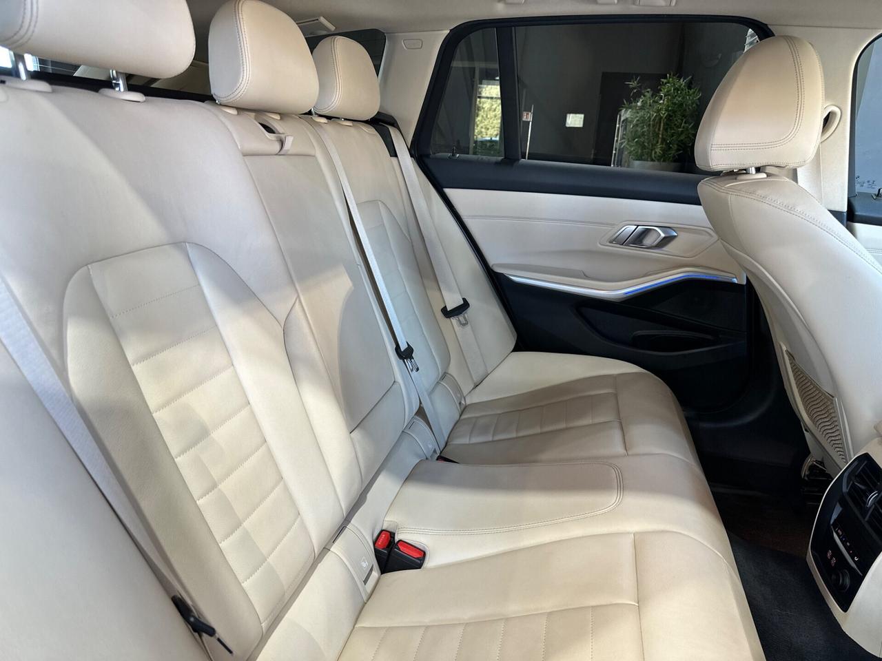 Bmw 320d Touring Luxury