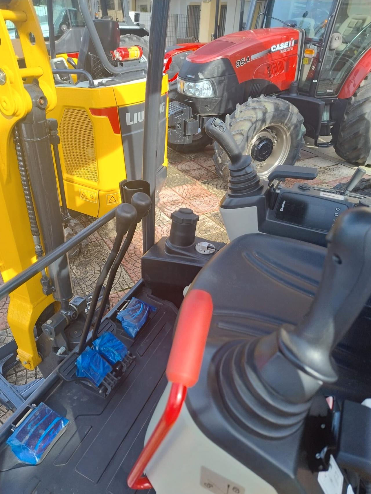 Escavatore Nuovo LiuGong 9017F (18 Quintali)