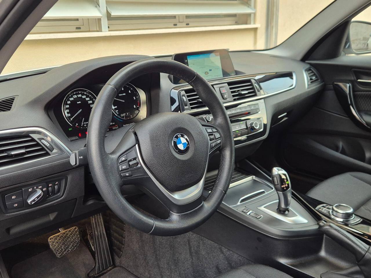 Bmw 116 116d 5p. Advantage