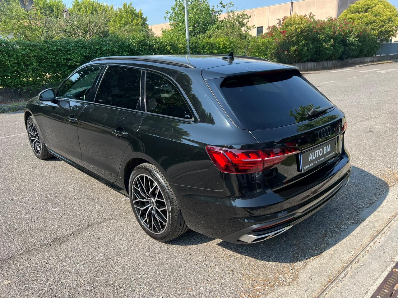 Audi A4 Avant 40 TDI S tronic line edition