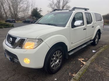Nissan Navara 3.0 dCi 4 porte Double Cab LE V6