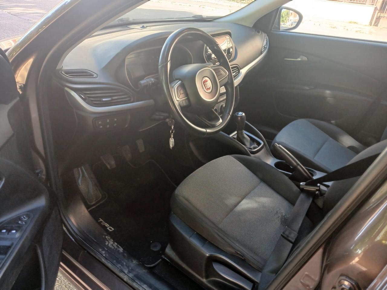 Fiat Tipo 1.3 Mjt S&S 5 porte Easy
