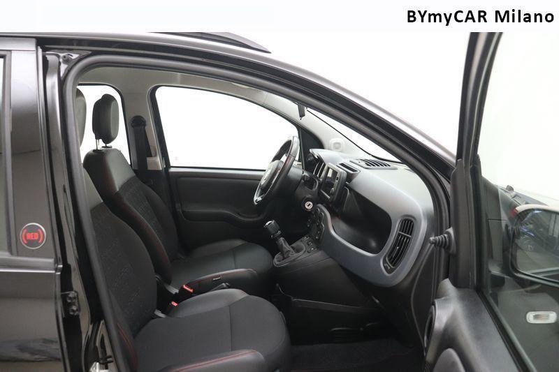 Fiat Panda 1.0 FireFly Hybrid (Red)