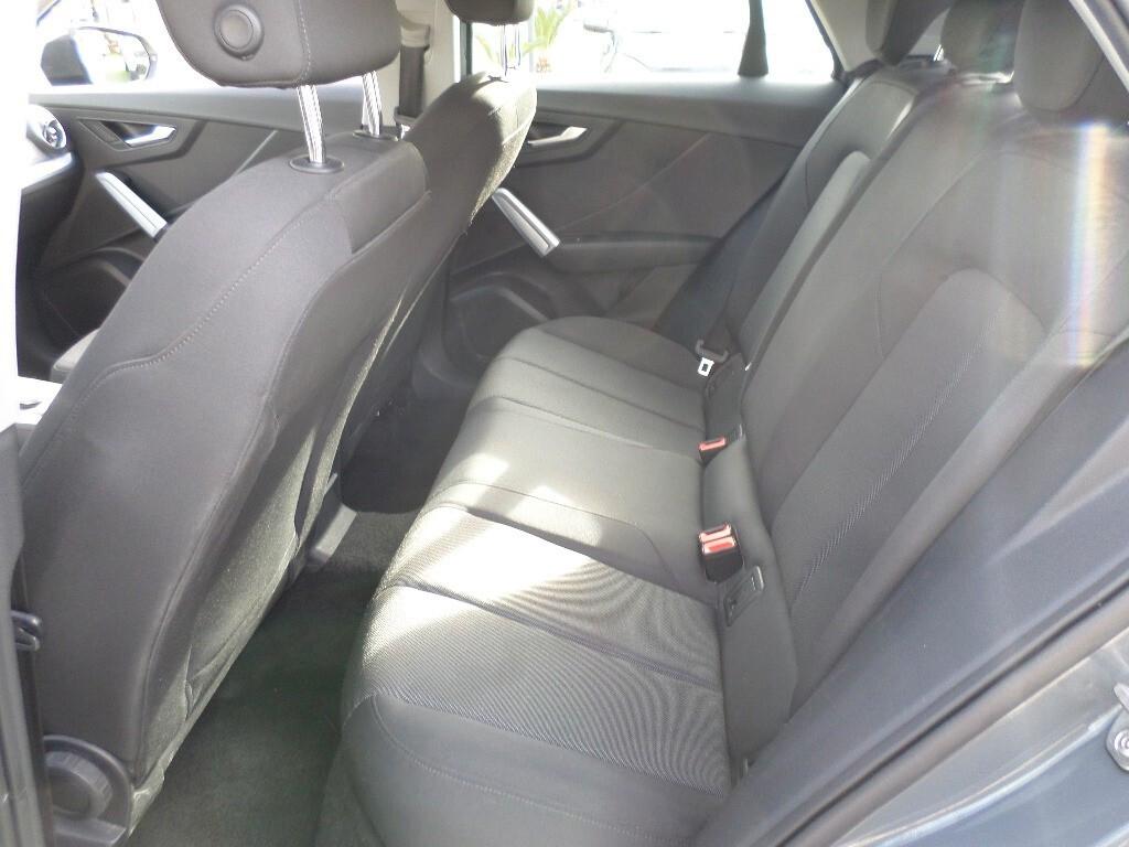 Audi Q2 30 TDI S tronic Business